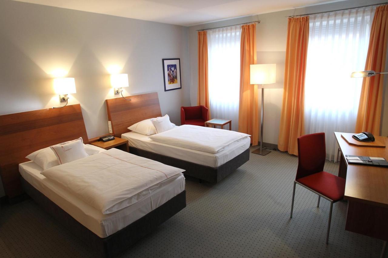 Hotel Am Torturm Volkach Eksteriør bilde